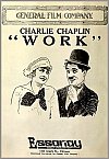 Charlot, trabajando de papelista